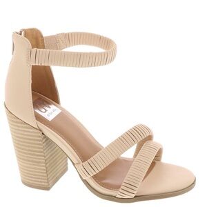 DV by Dolce Vita Bleeker Block Heel Strappy Pump New in Box!! Stretch ankle wrap